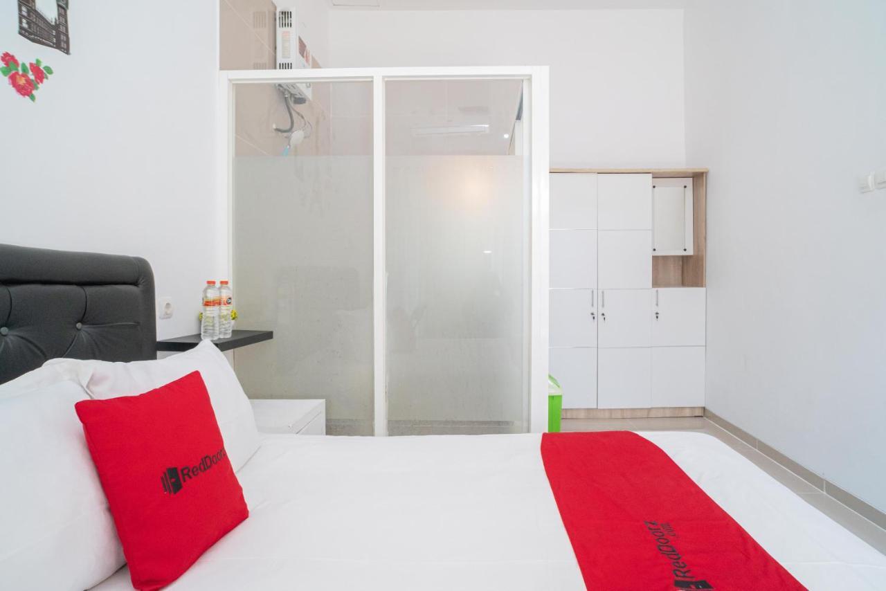 Reddoorz Syariah At Winong Nganjuk Hotel Exterior photo